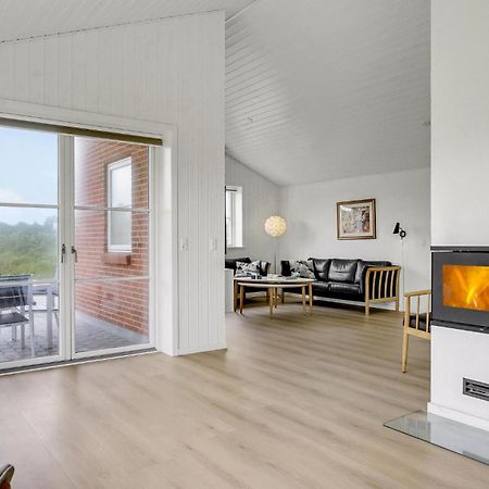 Amazing Home In Blavand With Wifi Exterior photo