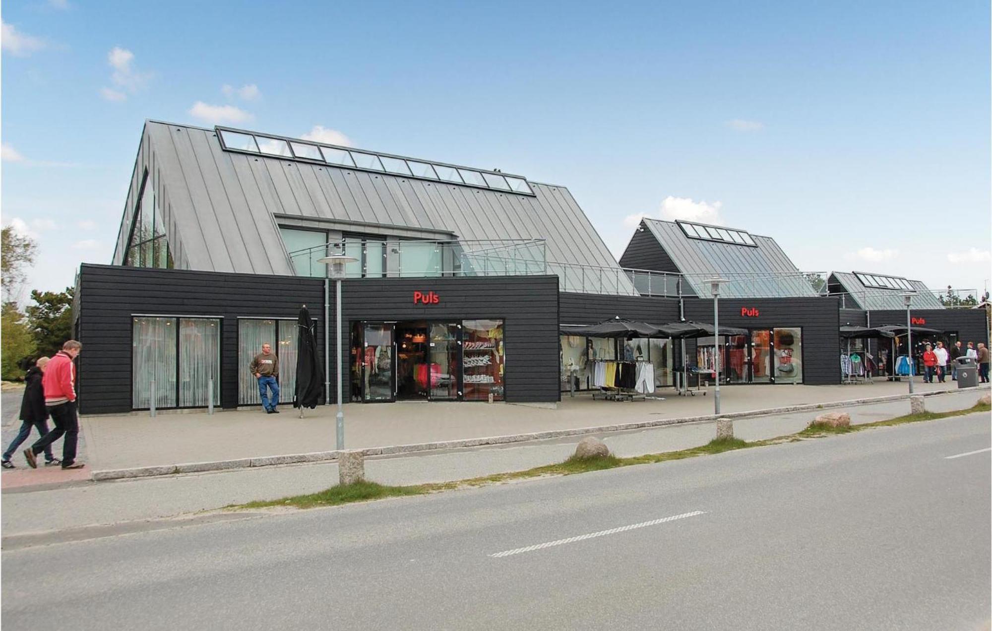 Amazing Home In Blavand With Wifi Exterior photo
